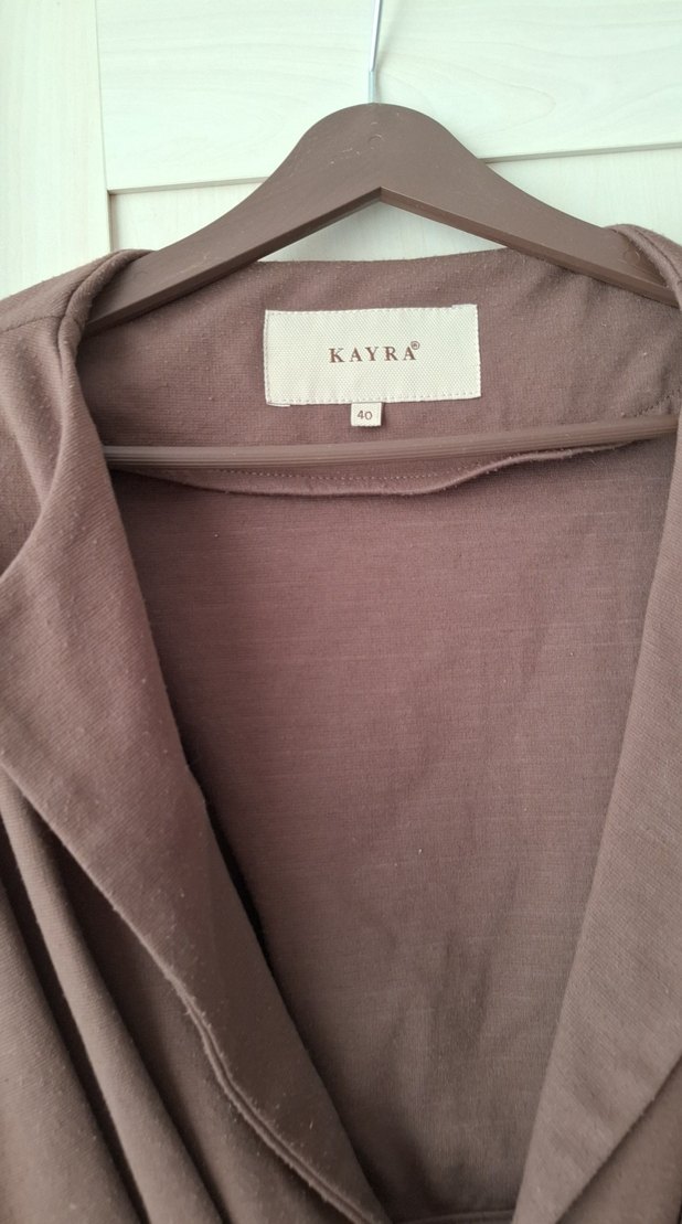 Düğmeli, bol kesim, keten kısa kollu kahverengi ceket - Görsel 2