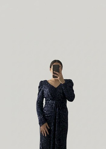 lacivert Payetli Uzun V Yakalı Abiye Elbise hiç giyilmedi yeni - Görsel 3