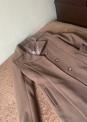 Düğmeli Bej Kadın Kaban - Görsel 3