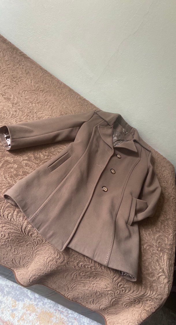 Düğmeli Bej Kadın Kaban - Görsel 2