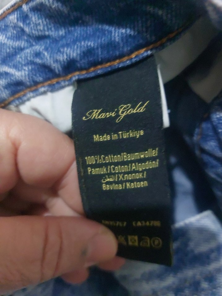 Gri Renkli Salaş Mini Denim Şort - Görsel 4