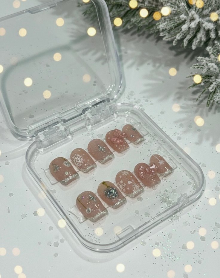 El Yapımı Protez Takma Tırnak - Görsel 2