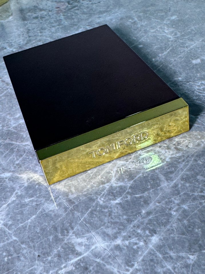 Tom Ford Pretty Baby Far Paleti - Görsel 3