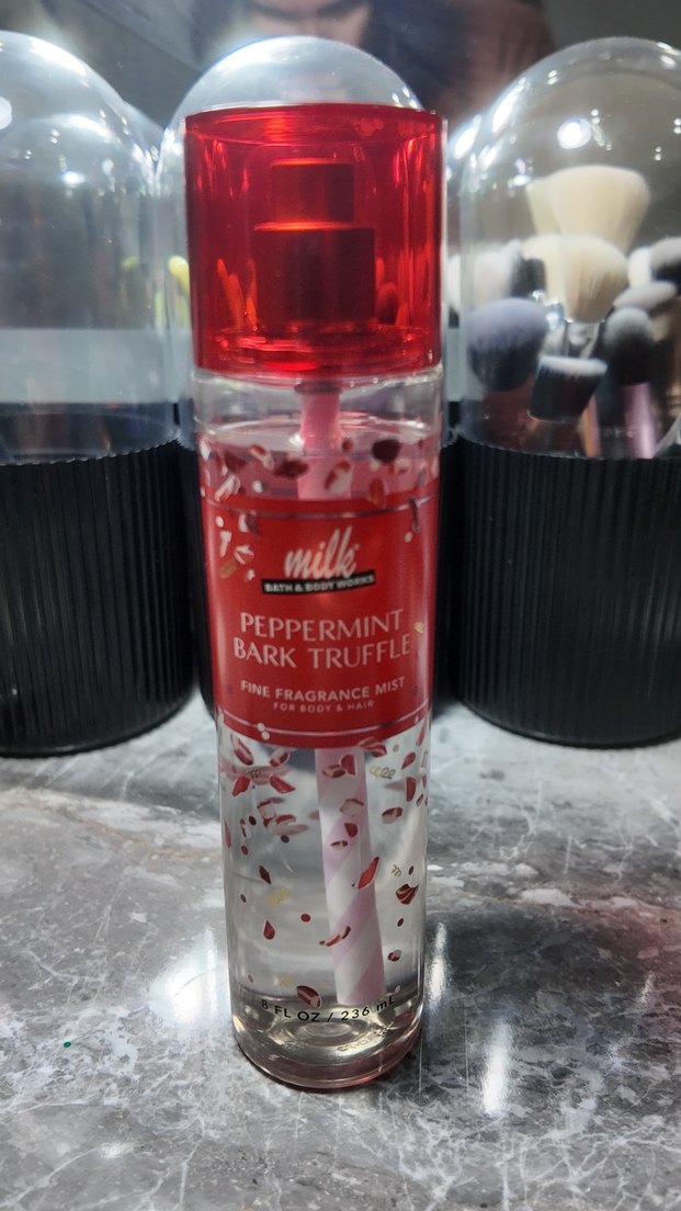 Bath & Body Works Peppermint Bark Truffle Vücut Spreyi - Görsel 2