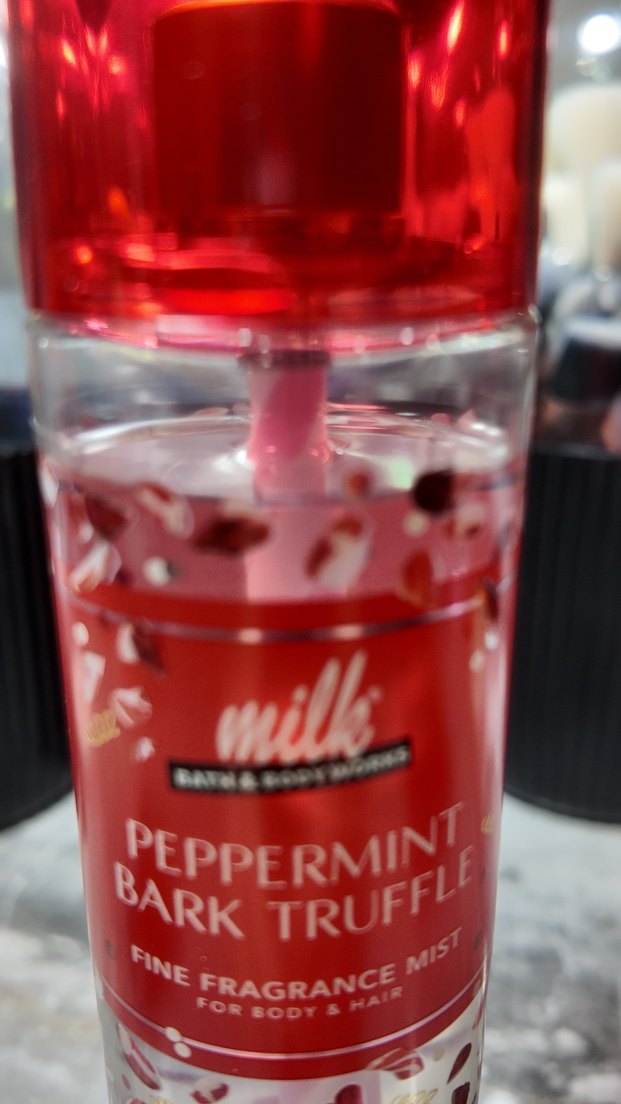 Bath & Body Works Peppermint Bark Truffle Vücut Spreyi - Görsel 3