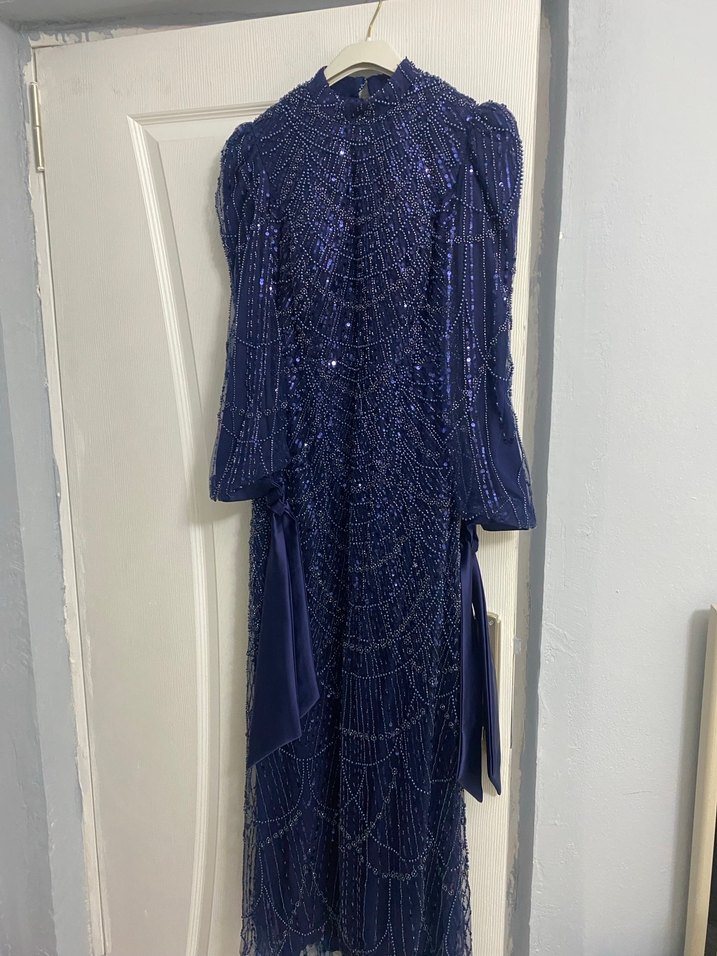 Boncuk İşlemeli Lacivert Uzun Abiye Elbise - Görsel 3