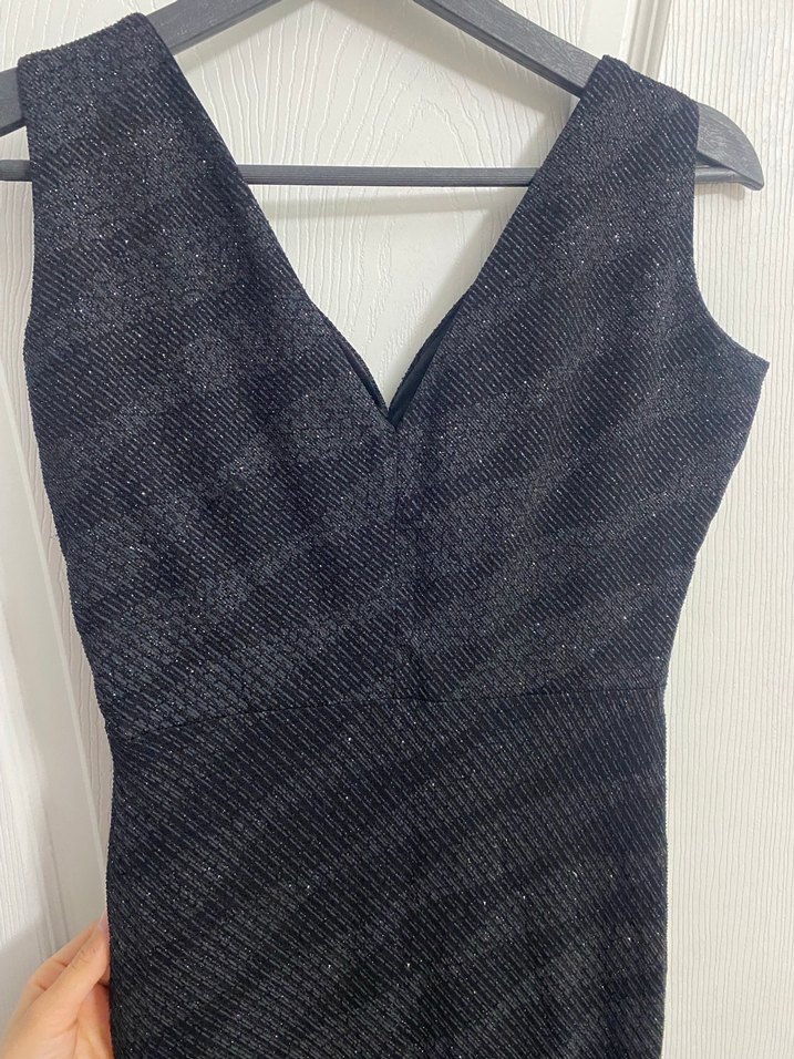 Uzun Siyah V Yakalı Straplez Abiye Elbise - Görsel 5