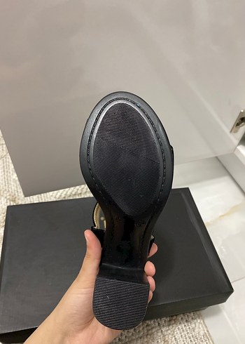 Siyah Süet Dolgu Topuklu Kadın Ayakkabı - Görsel 3