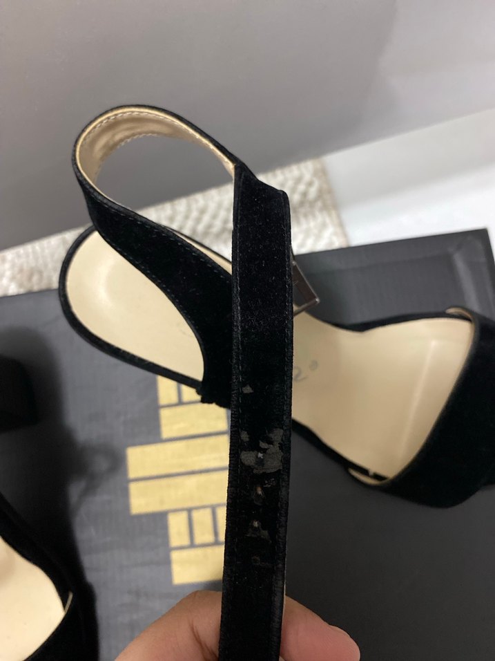 Siyah Süet Dolgu Topuklu Kadın Ayakkabı - Görsel 4