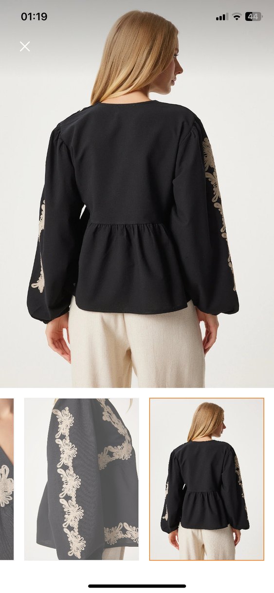 Siyah Nakışlı V Yaka Bohem Bluz - Görsel 2