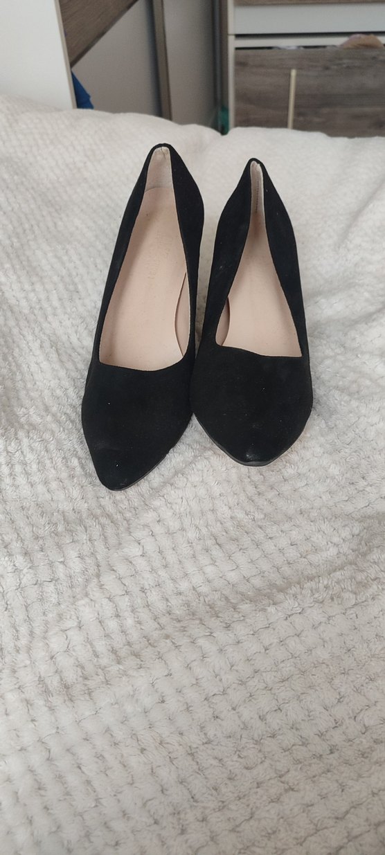 Siyah Süet Kürklü İnce Topuklu Kadın Ayakkabı - Görsel 4