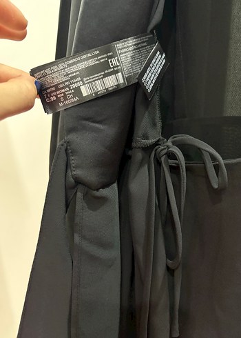 Siyah V Yakalı Drapeli Midi Elbise - Görsel 5