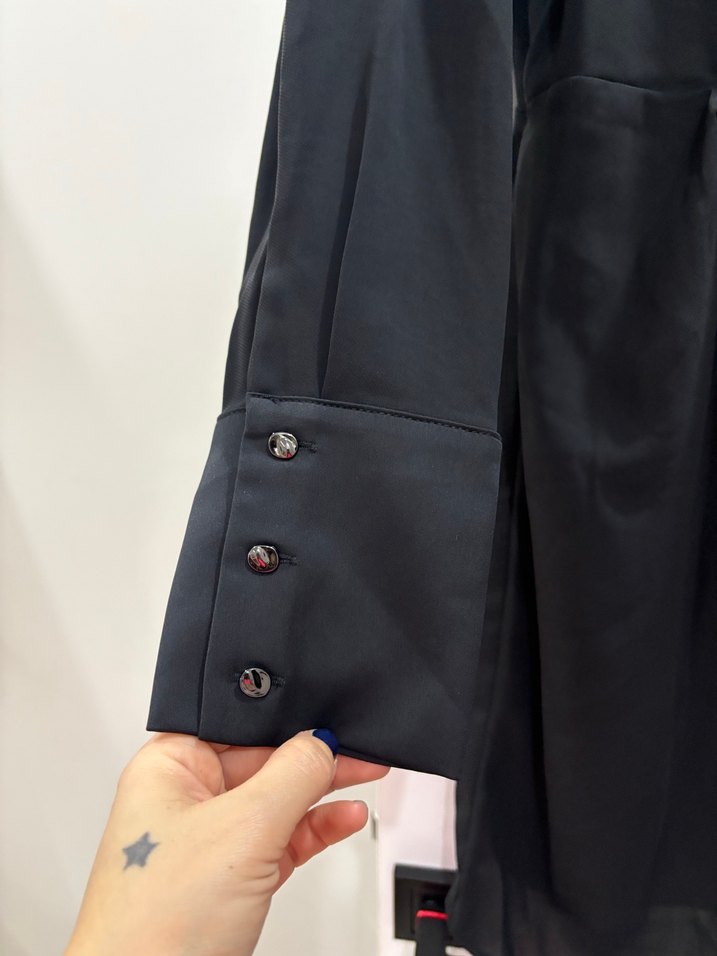 Siyah V Yakalı Drapeli Midi Elbise - Görsel 4