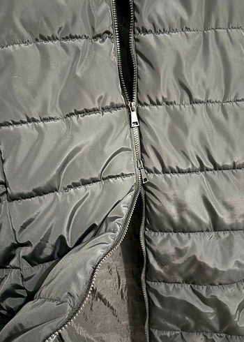 Siyah Kapüşonlu Uzun Kadın Kışlık Mont - Görsel 3