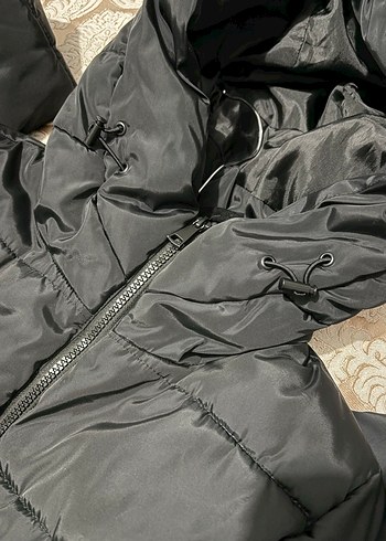 Siyah Kapüşonlu Uzun Kadın Kışlık Mont - Görsel 6