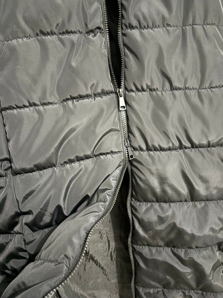 Siyah Kapüşonlu Uzun Kadın Kışlık Mont - Görsel 3