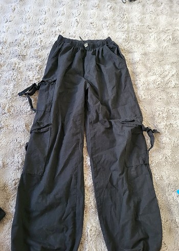 Kadın Siyah Bol Kesim kargo cep Pantolon - Görsel 3