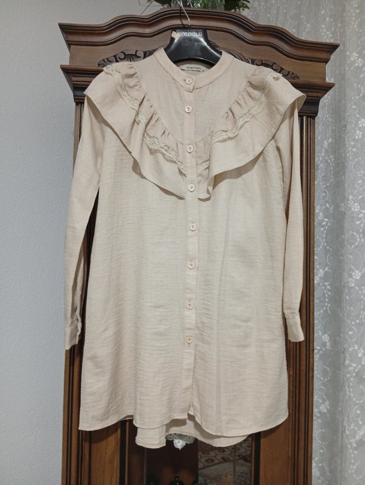 Bej Uzun Kollu Fırfırlı - Görsel 2