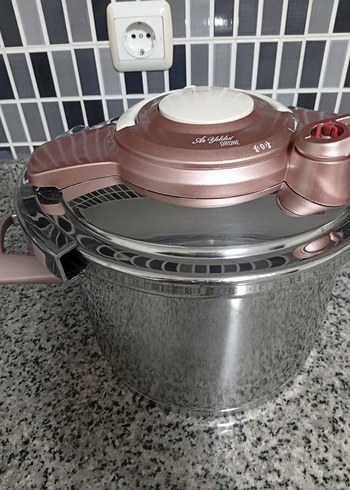 Pembe KapaklıGri Düdüklü Tencere - Görsel 2