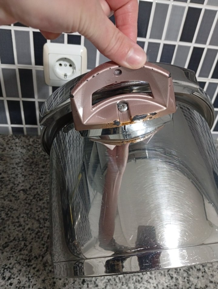 Pembe KapaklıGri Düdüklü Tencere - Görsel 3