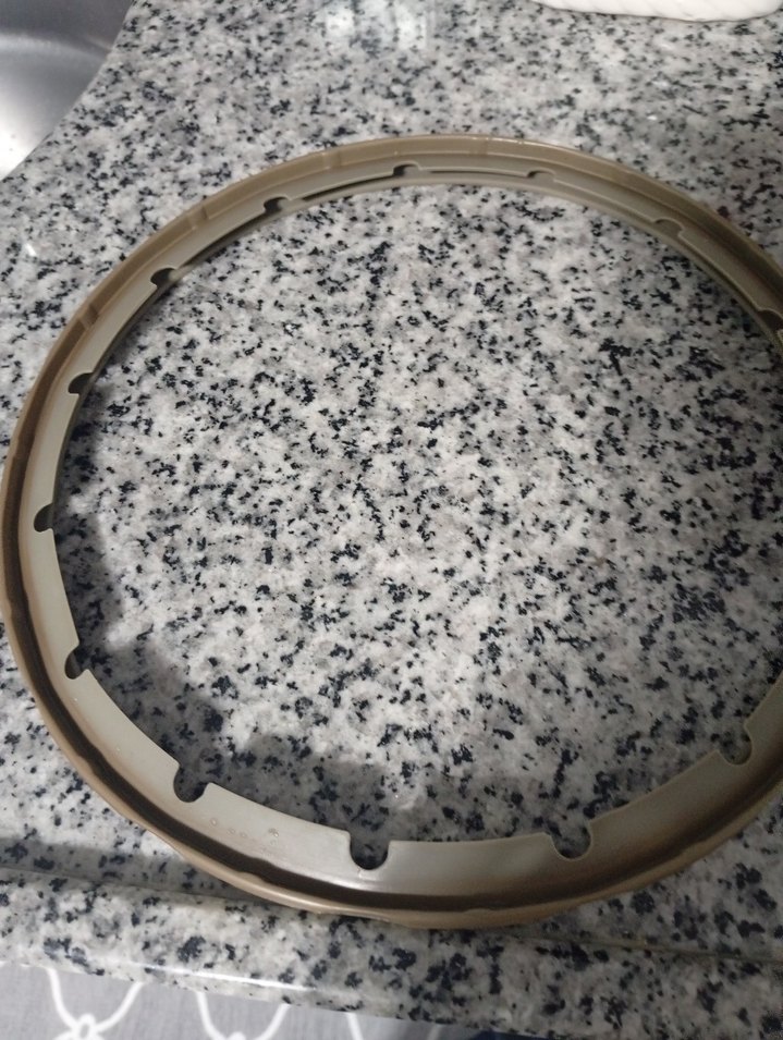 Pembe KapaklıGri Düdüklü Tencere - Görsel 4