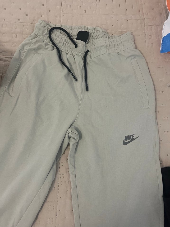 Nike Gri Rahat Kesim Kadın Eşofman Altı - Görsel 4