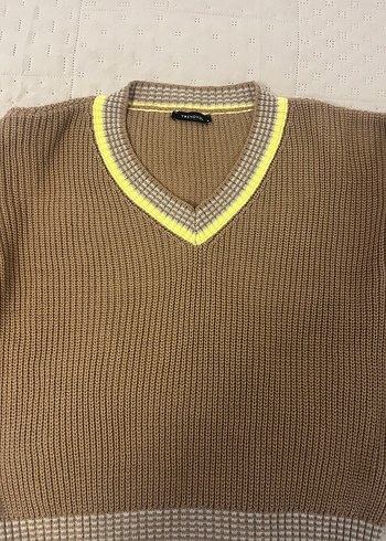 Kahverengi V Yaka Örgü Kadın Kazak - Görsel 3