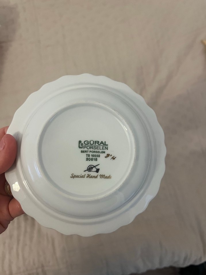 Beyaz Çiçekli Porselen lokumluk - Görsel 2