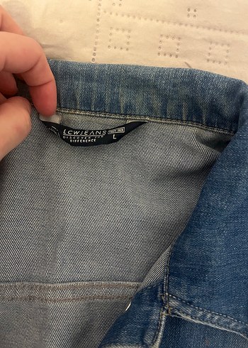 Mavi Düğmeli Kadın Denim Ceket - Görsel 3