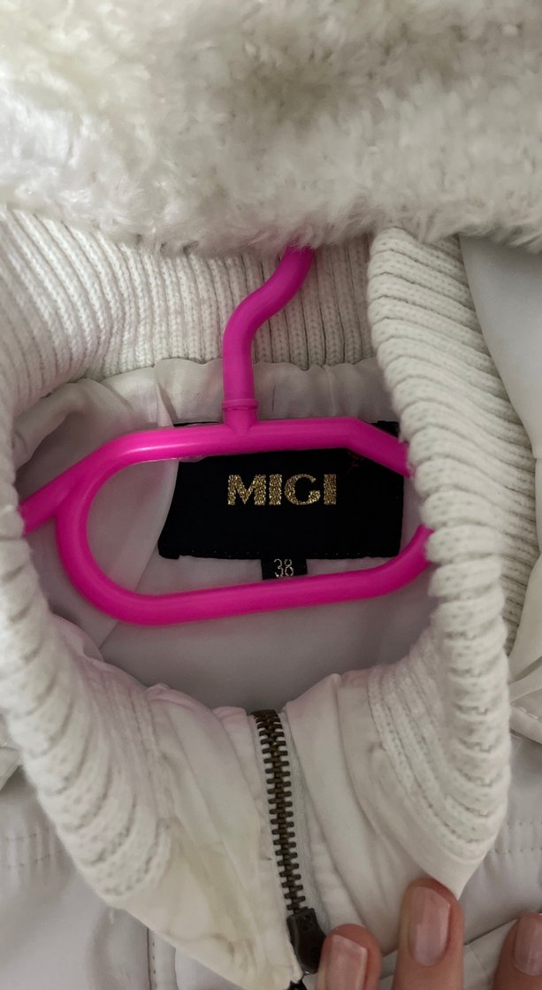 Crop Beyaz Kadın Kürklü Mont - Görsel 4