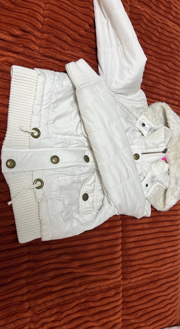 Crop Beyaz Kadın Kürklü Mont - Görsel 3