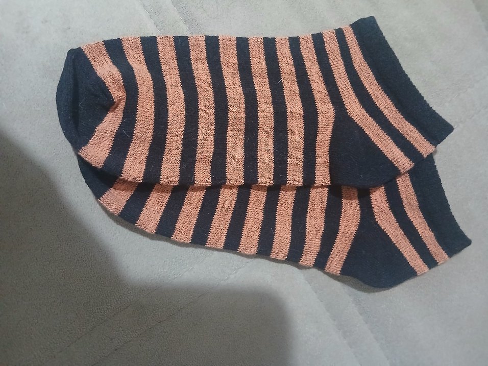 Kahverengi Çizgili Bayan Çorabı - Görsel 3