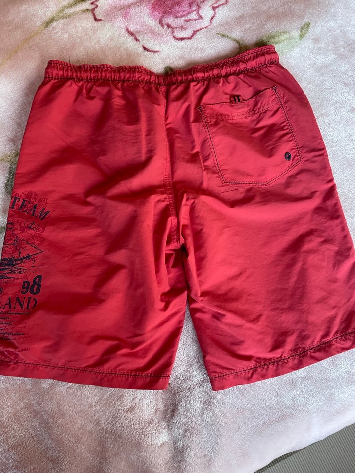 Kemerli Kırmızı Erkek Mini Şort - Görsel 2