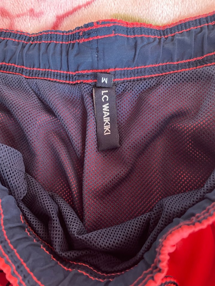 Kemerli Kırmızı Erkek Mini Şort - Görsel 4