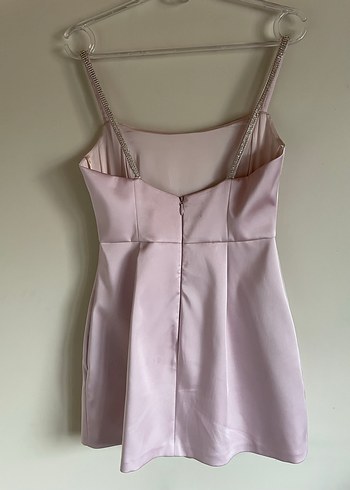 Pudra Pileli Midi İnce Askılı Elbise bir kez giyildi - Görsel 2