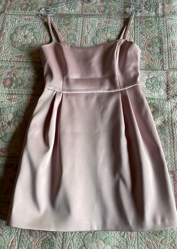 Pudra Pileli Midi İnce Askılı Elbise bir kez giyildi - Görsel 6