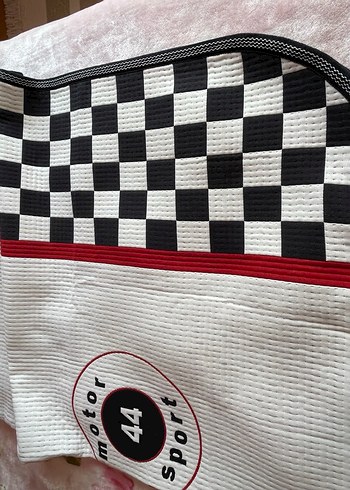 Çift taraflı erkek çocuk yatak örtüsü - Görsel 6