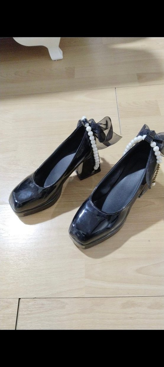 İnci Detaylı Siyah Rugan Topuklu Ayakkabı - Görsel 3