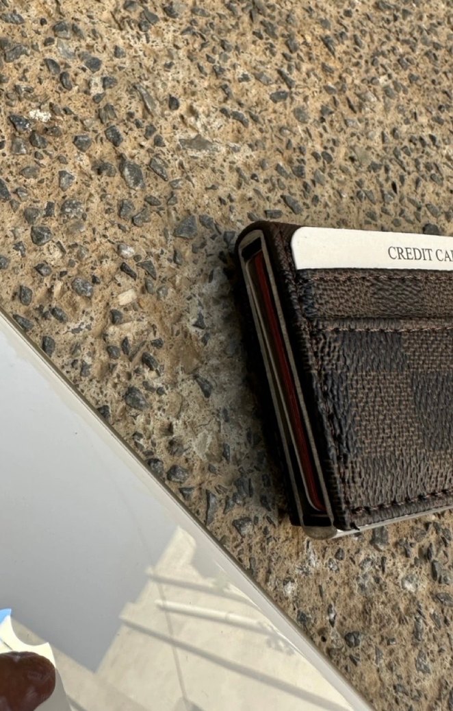 Louis Vuitton Damier İmza Şıklık ve İhtişam Kartlık. - Görsel 5