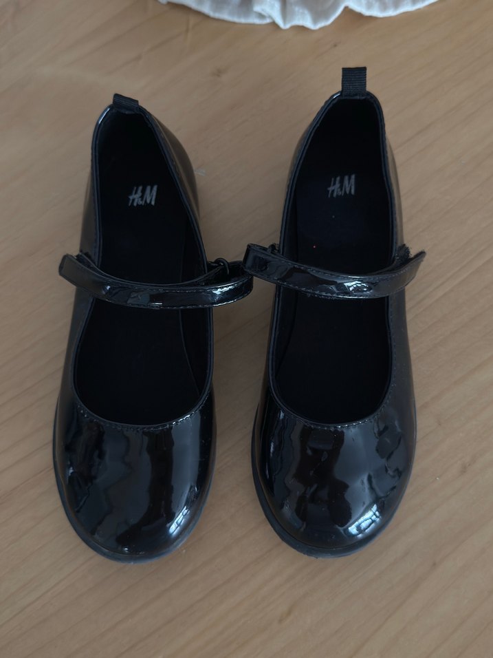 Kız Çocuk Siyah Rugan Tokalı Babet - Görsel 3