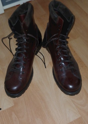 Deri Erkek  Bot - Görsel 3