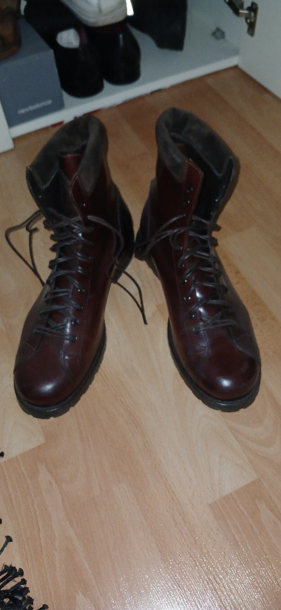 Deri Erkek  Bot - Görsel 3