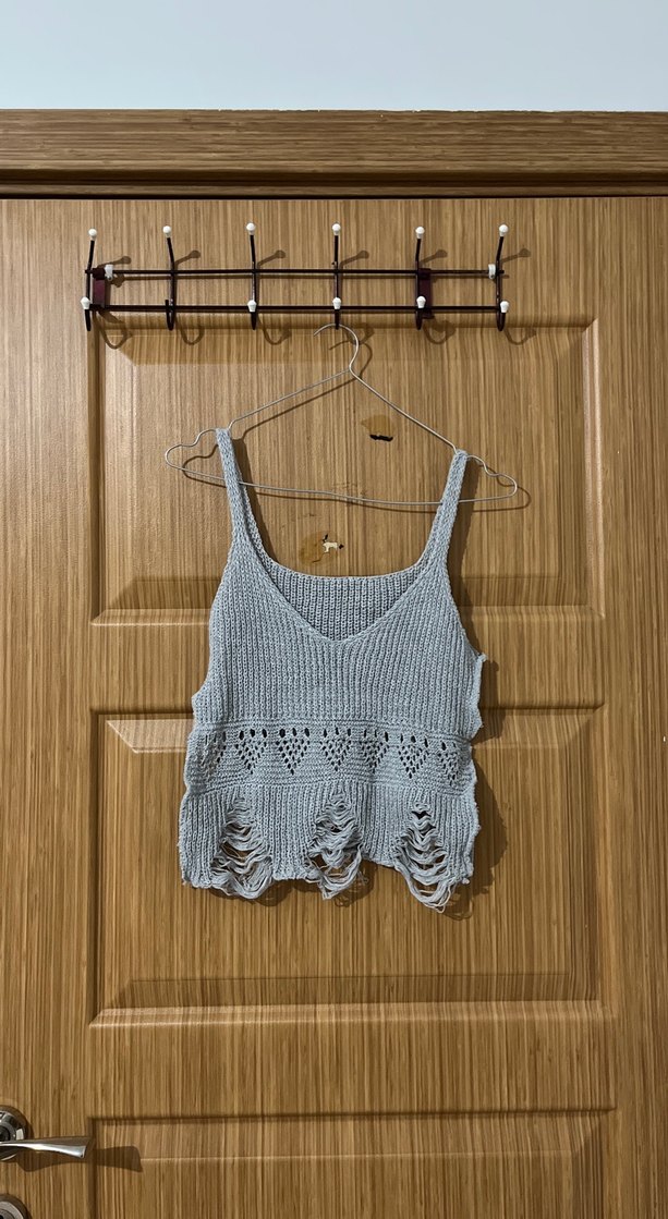 Gri Örgü Bohem V Yaka Kolsuz Süveter - Görsel 2