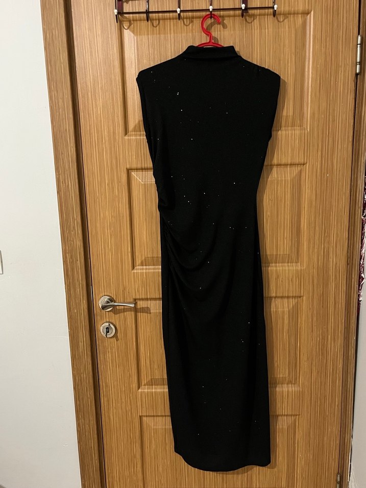 Siyah Yılan Desenli Uzun Drapeli Abiye Elbise - Görsel 2