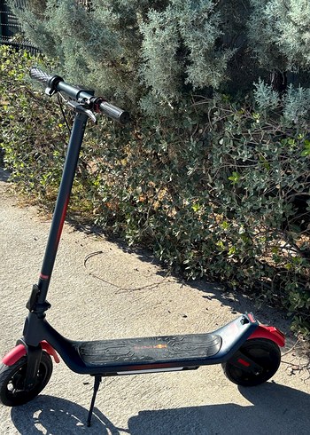 Redbull Racing Scooter - Görsel 2