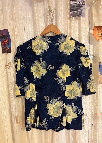 Sarı Çiçek Desenli Vintage Kadın Bluz - Görsel 4