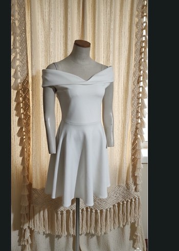 Kaliteli Kumaş Beyaz Straplez Midi Pamuklu Elbise - Görsel 2