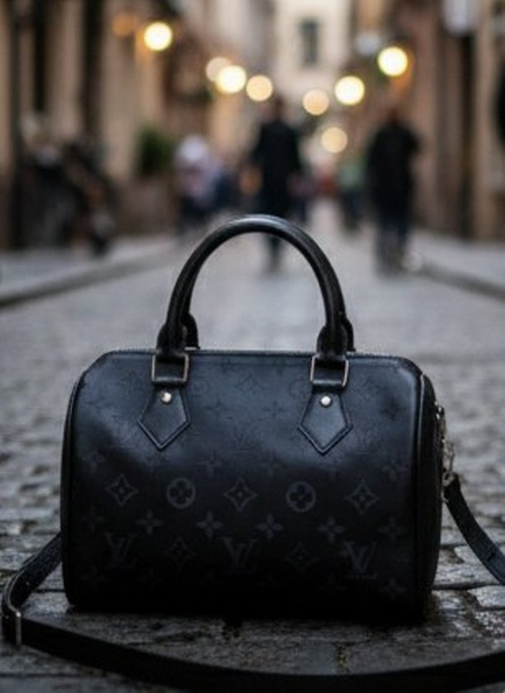 Klasik Siyah Deri Kadın El Çantası - Görsel 4