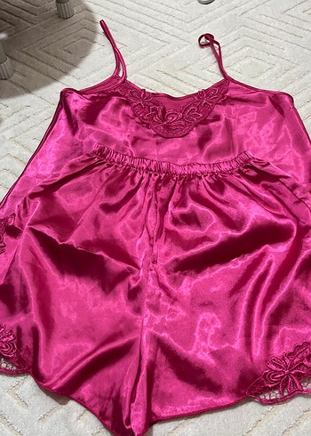 Pembe Parlak Mini İp Askılı Kadın Pijama Takımı - Görsel 2