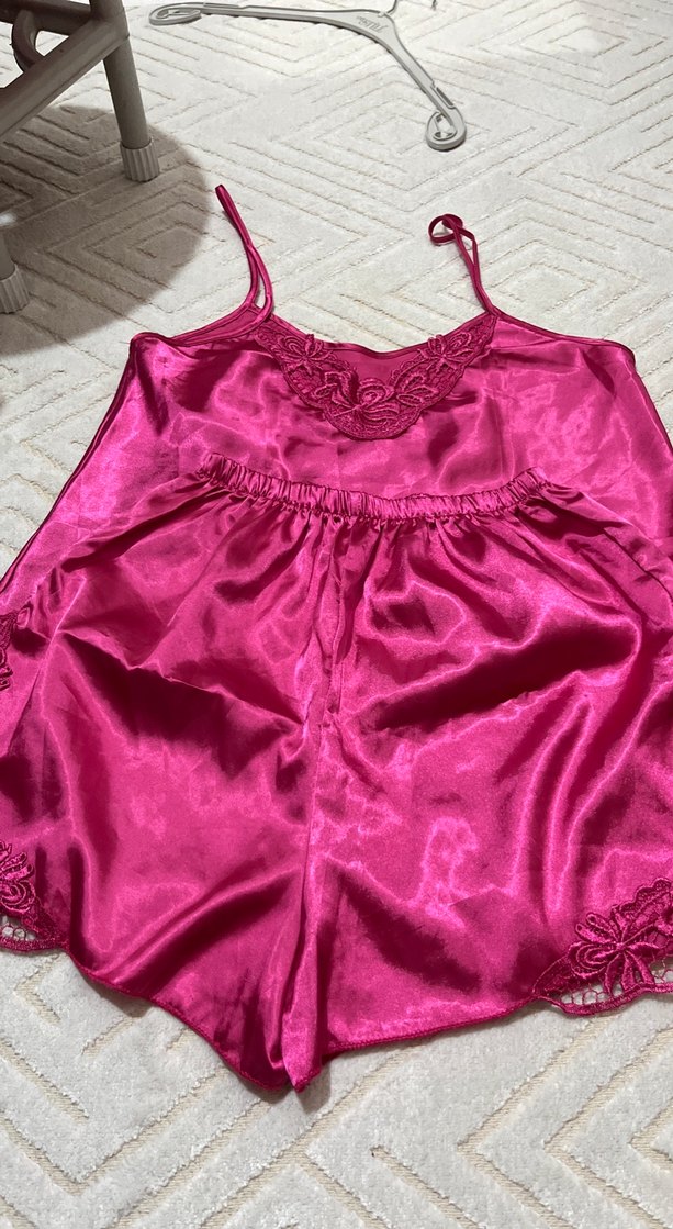 Pembe Parlak Mini İp Askılı Kadın Pijama Takımı - Görsel 2